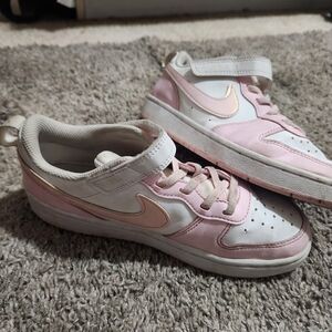 Nike Kids Pink and White Sneakers Dunks